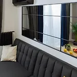 Grace - Old Town I Free Street Parking I Balcony * Βουκουρέστι