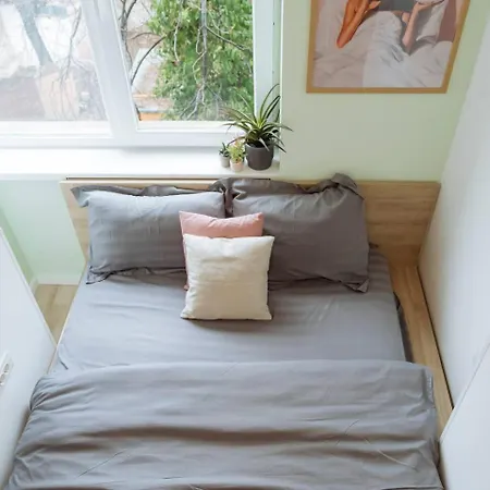 Apartment Grace - Old Town I Free Street Parking I Balcony Bucharest