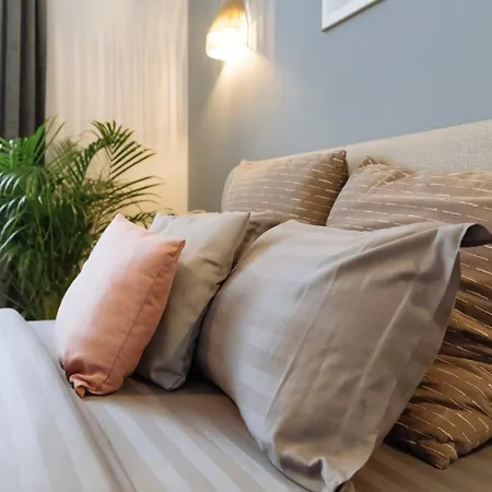 Apartment Grace - Old Town I Free Street Parking I Balcony *