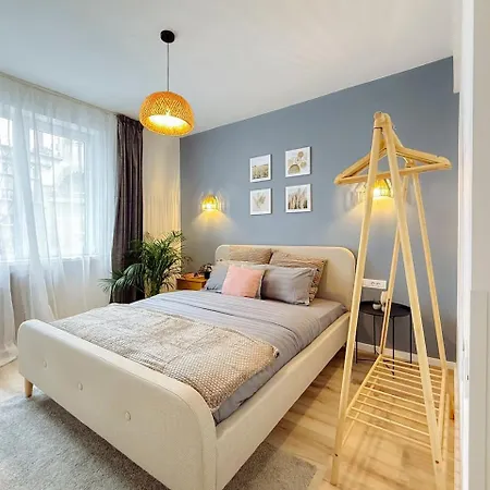 Apartment Grace - Old Town I Free Street Parking I Balcony