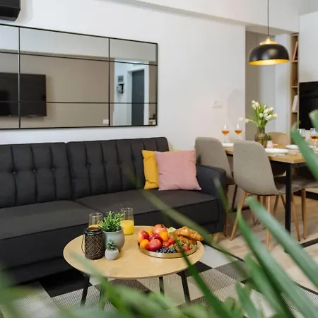 Apartment Grace - Old Town I Free Street Parking I Balcony *