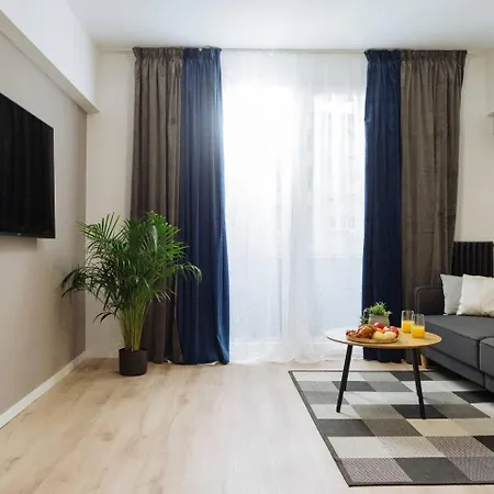 Grace - Old Town I Free Street Parking I Balcony Apartment Bucharest